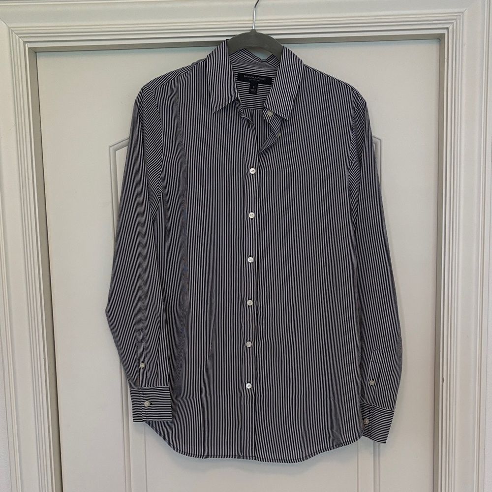 Banana Republic Women’s Navy Striped Button Down Shirt